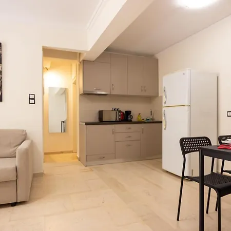 Apartment Private Close To The *