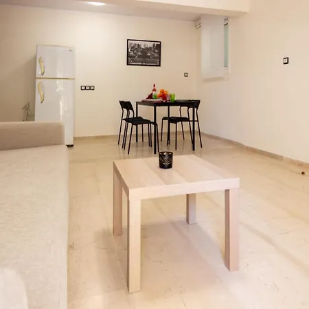 Apartment Private Close To The Athens