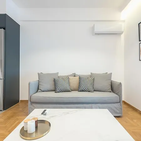 Vibes Stylish 2br And A Stunning Balcony Apartment *