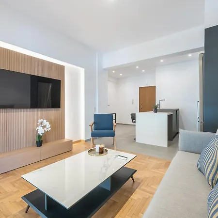 Vibes Stylish 2br And A Stunning Balcony Apartment