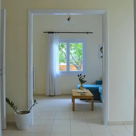 Dolce Casa An Athenian With Private Garden Apartment