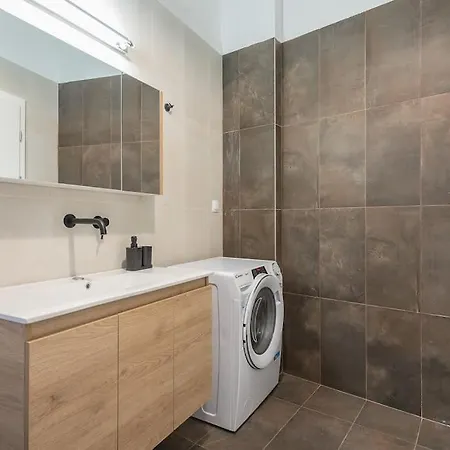 Apartment Zen Top, Exarchia