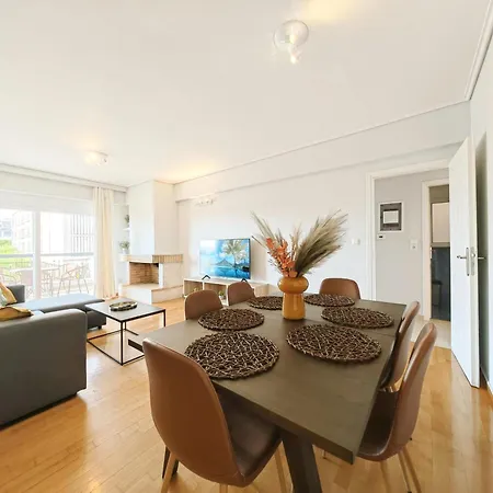 Apartment Menelaou By *