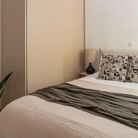 Renovated Gem Near Pedion Areos Park & Museums Athens