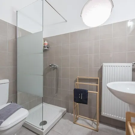 Peaceful And Comfy 2ba In Heart Apartment Athens