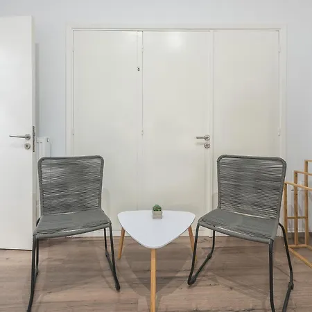Peaceful And Comfy 2ba In Heart Apartment Athens