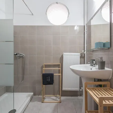 Peaceful And Comfy 2ba In Heart Apartment Athens