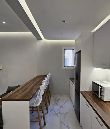 Elite Flat Athen