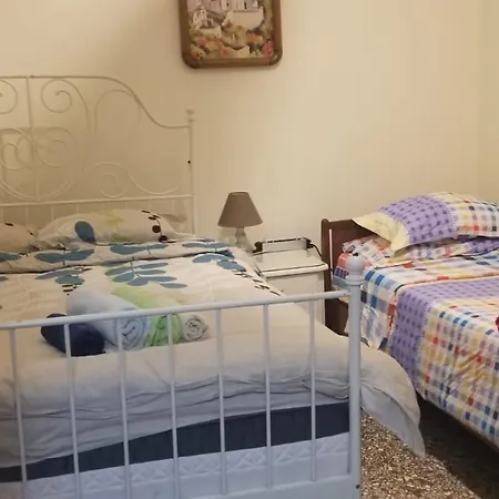 Acropolis Crib Spot *