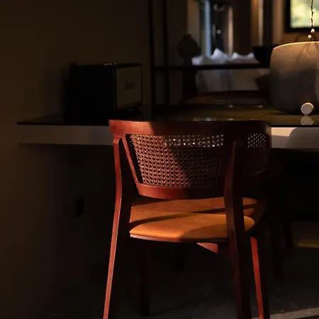 Apartment Vouliagmeni 18 Athens