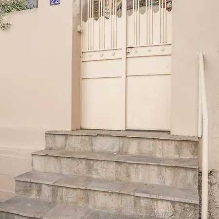 1 Bd Lycabettus Neoclassic House By Live&travel Athens