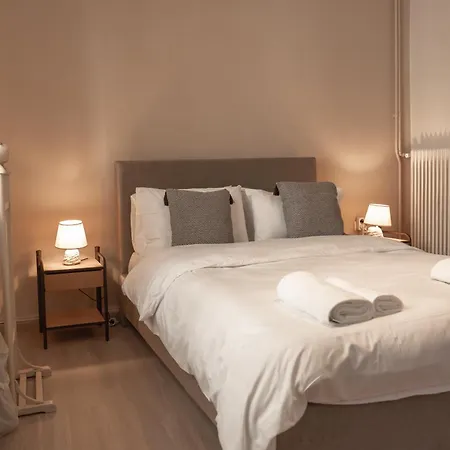 1 Bd Lycabettus Neoclassic House By Live&travel Athens