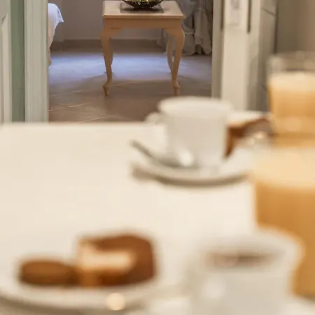 1 Bd Lycabettus Neoclassic House By Live&travel Apartment *