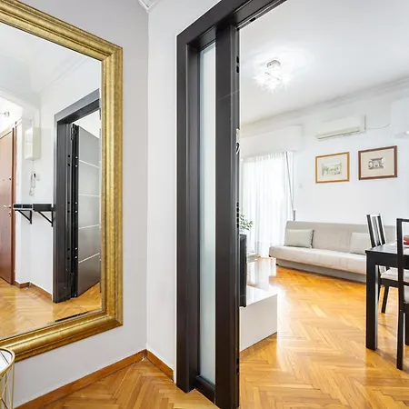 Apartment Spacious 2 Bedroom In Kolonaki