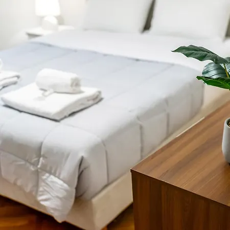 Spacious 2 Bedroom In Kolonaki