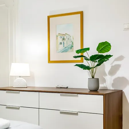 Apartment Spacious 2 Bedroom In Kolonaki Athens
