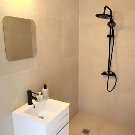 Apartment Thisio Junior *