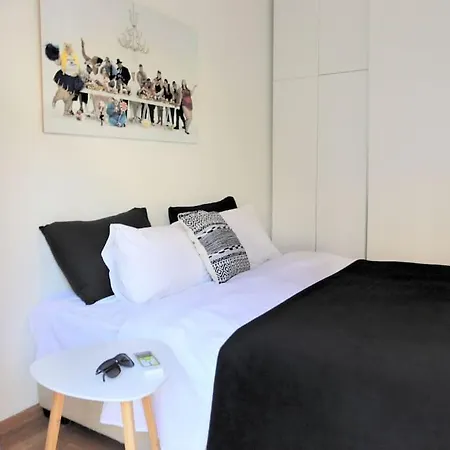 Thisio Junior Apartment