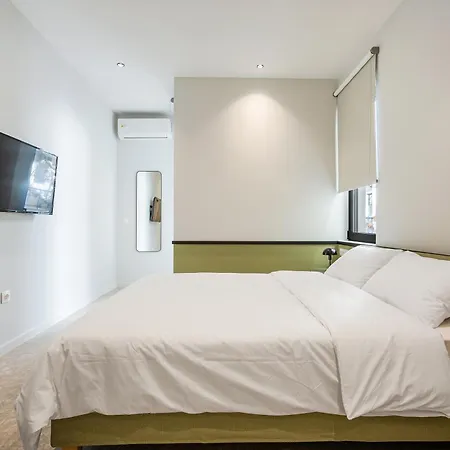 Mobee-house Aparthotel *