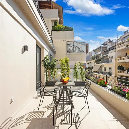 Aparthotel Mobee-house *