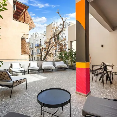 Aparthotel Mobee-house