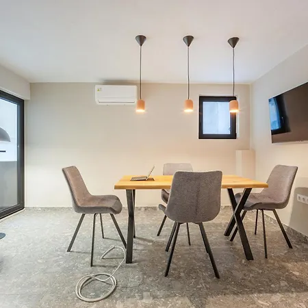 Mobee-house