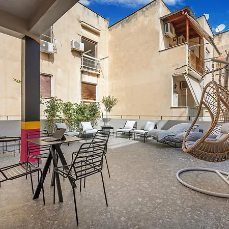 Aparthotel Mobee-house Athens