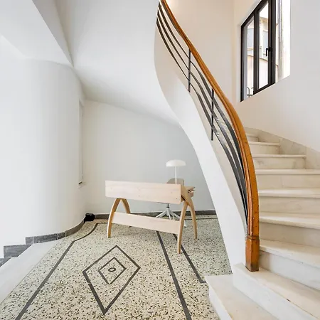 Mobee-house Athens
