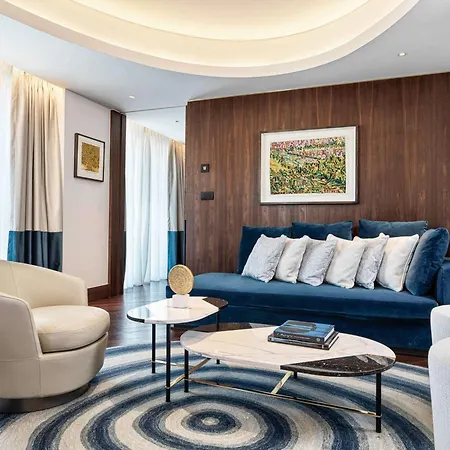 Hotel Capital Center - Mgallery Collection 5*