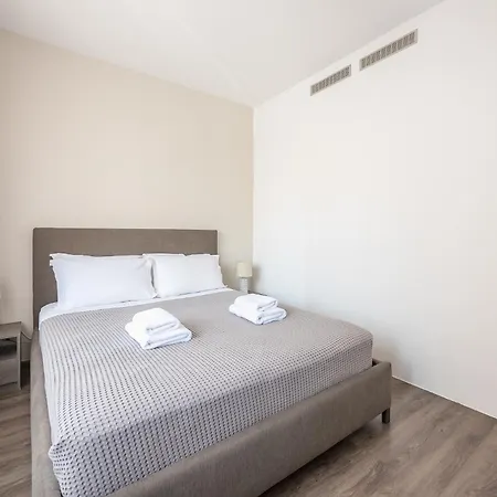 Apartment Steps From Historic Center Plaka Athens