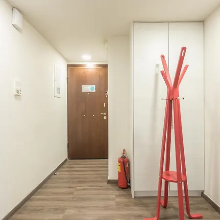 Steps From Historic Center Plaka Apartment *