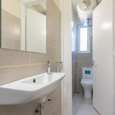 Apartment Steps From Historic Center Plaka Athens