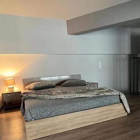Thissio Luxury Apartment *
