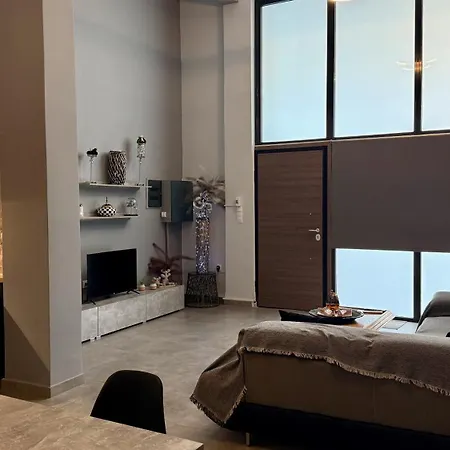 Thissio Luxury *