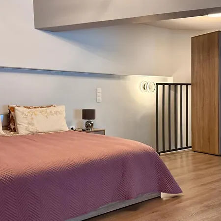 Thissio Luxury Apartment Athens