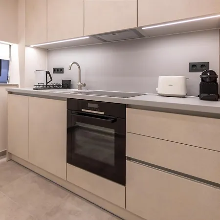 Apartment Phaedrus Living Luxury Residences Beige