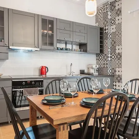 Apartment Lycabettus Hill, 2 Bd Apt- Apokafkon Athens