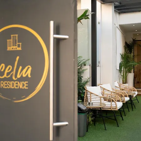 Celia Apartahotel