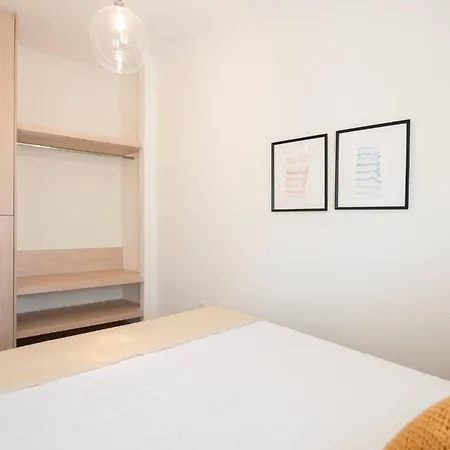 Apartment 1br Stylish Thiseio Charm