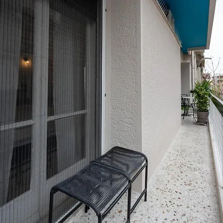 Artistic Retreat In Heart Apartment *