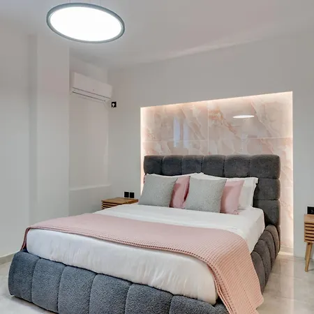 Apartment Nancys At Metro Petralona Athens