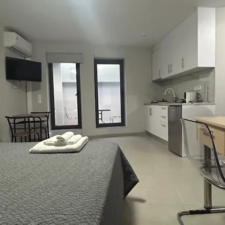 Feels Like Apartment *