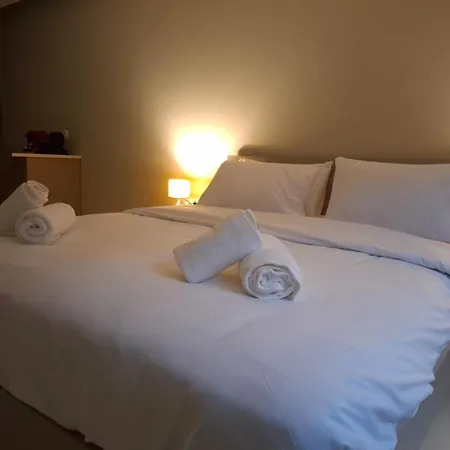 Figleaf Kypseli Hotel