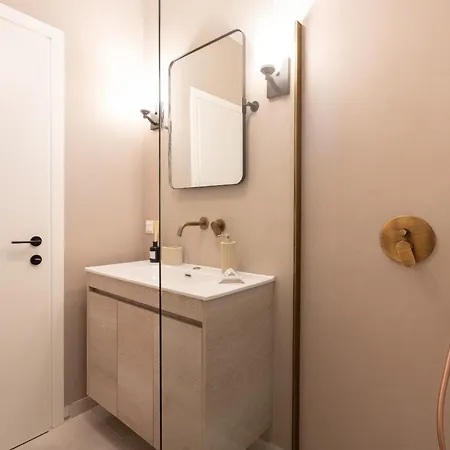 Luxury Petralona Penthouse - Sleeps 7 -near Metro * Athens