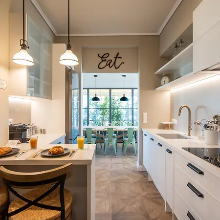 Apartment Luxury Petralona Penthouse - Sleeps 7 -near Metro