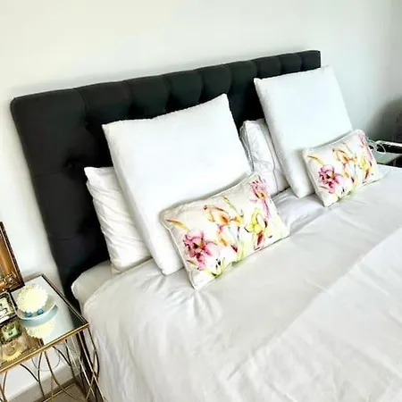 Riviera Lux Flat, Lemos Vouliagmeni *