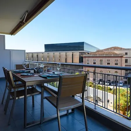 Stunning Acropolis 2 Bedroom Opulence *