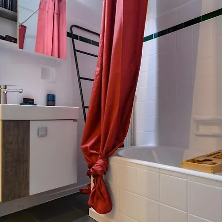 Apartment Stunning Acropolis 2 Bedroom Opulence