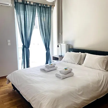 Apartment Karyatis - On The Road Of History *