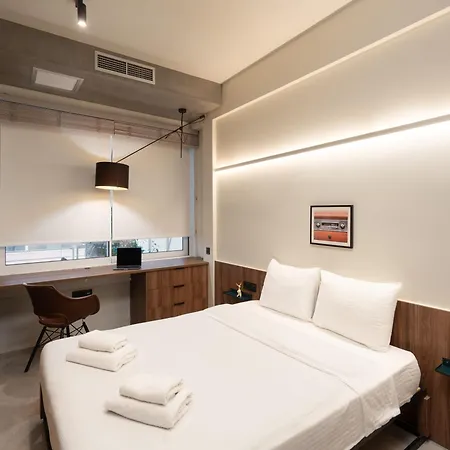 A Place 4u No6 - Escape With Balcony Lounge & Open Living Space * Athens
